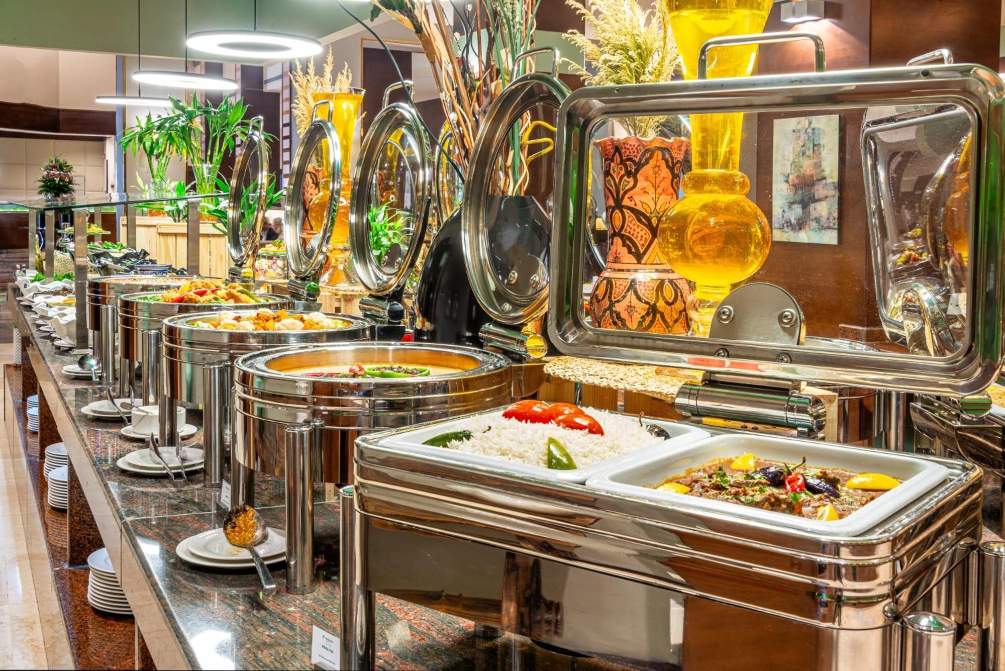 Holiday Inn Riyadh Al Qasr By Ihg Buitenkant foto