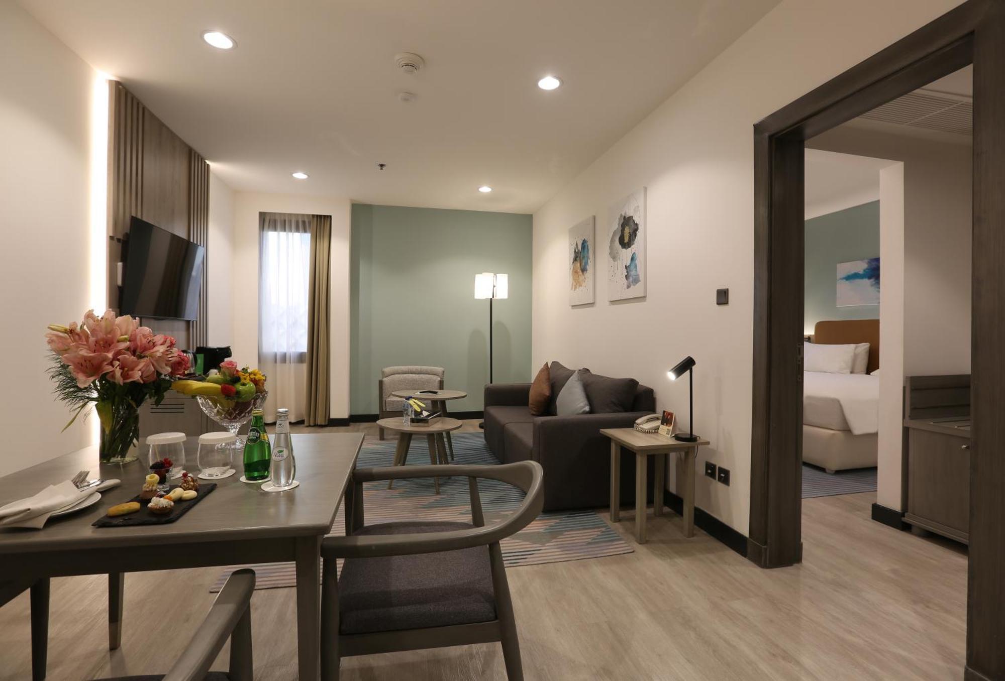 Holiday Inn Riyadh Al Qasr By Ihg Buitenkant foto